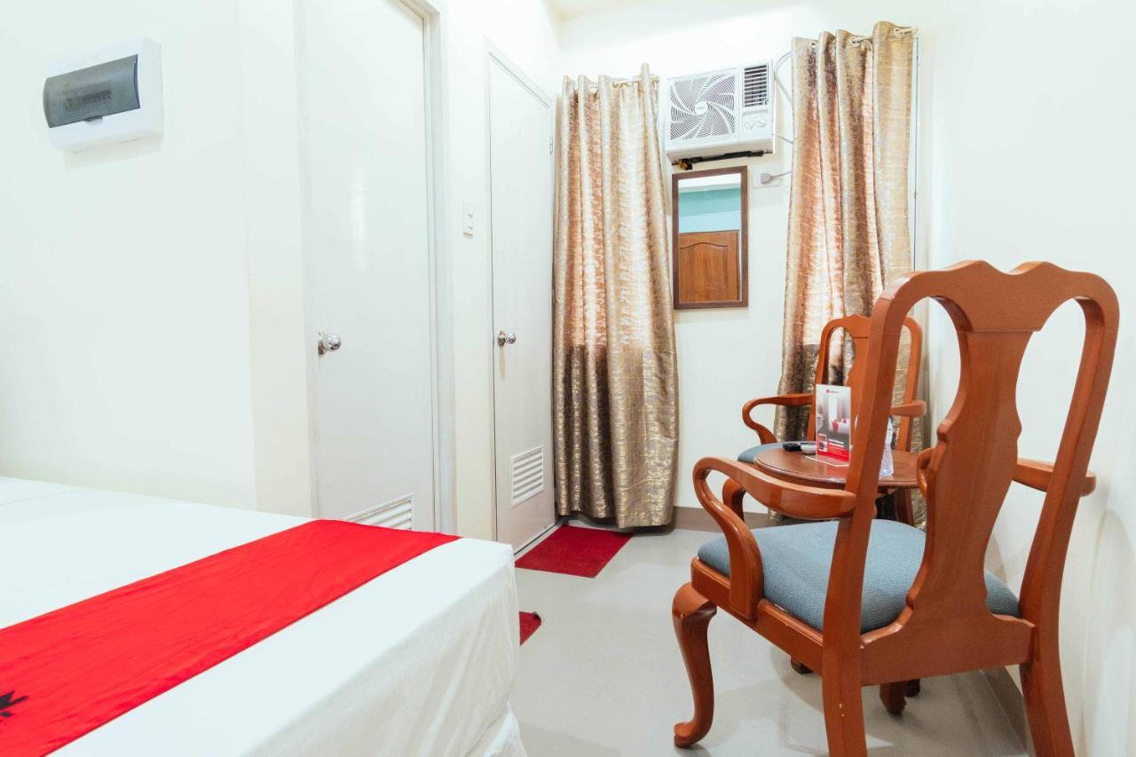 Reddoorz Plus @ It Park Cebu Εξωτερικό φωτογραφία