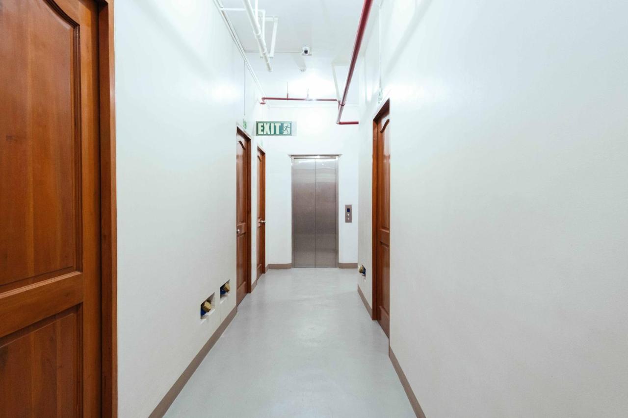 Reddoorz Plus @ It Park Cebu Εξωτερικό φωτογραφία