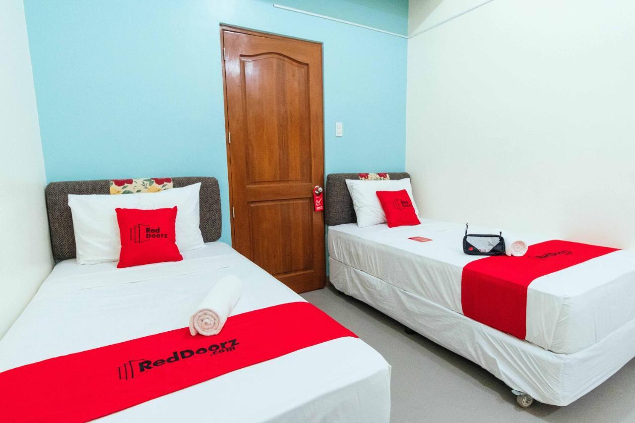 Reddoorz Plus @ It Park Cebu Εξωτερικό φωτογραφία