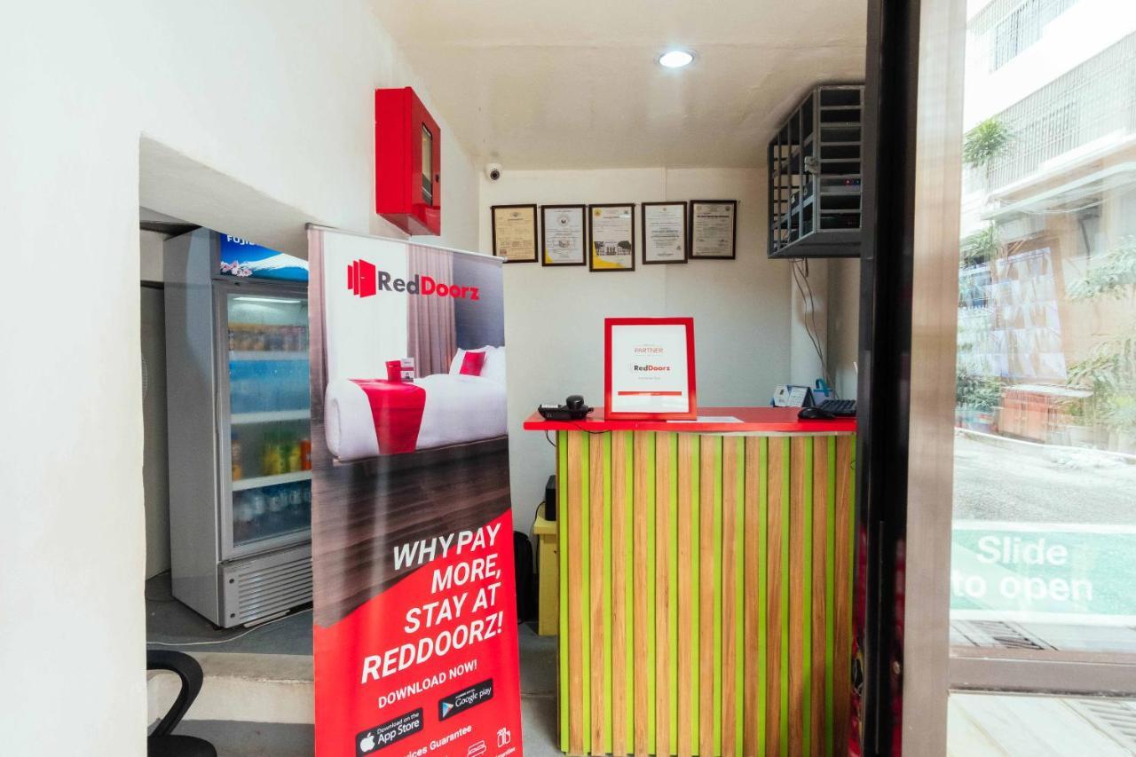 Reddoorz Plus @ It Park Cebu Εξωτερικό φωτογραφία